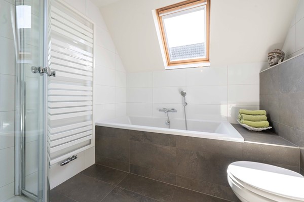 Medium property photo - Gasthuislaan 16, 4731 ZB Oudenbosch